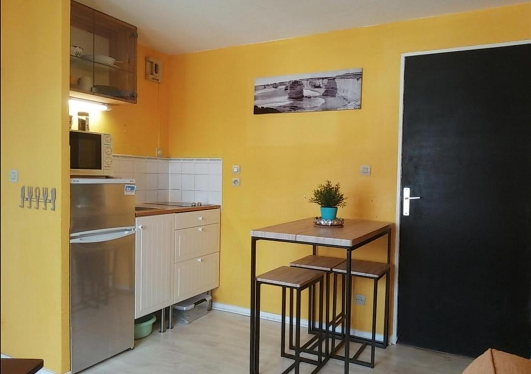 Appartement A 50 M De La Plage Avec Wifi Et Netflix Villers-sur-Mer Luaran gambar